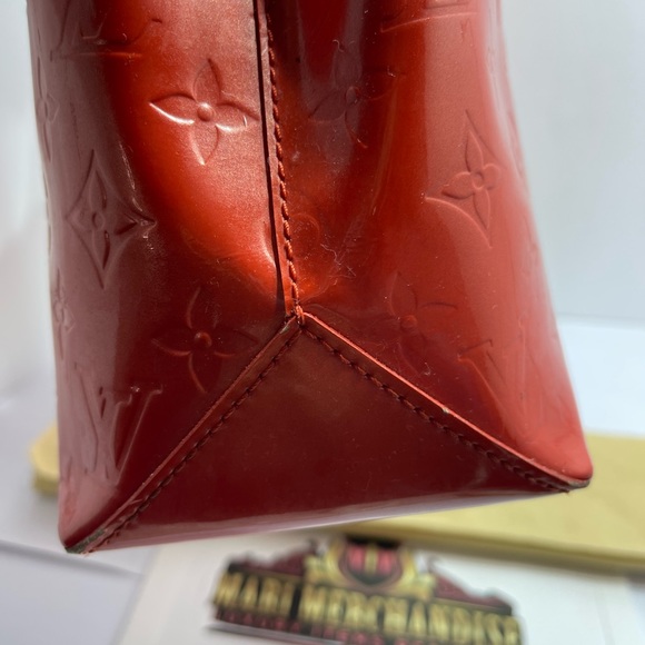 Louis Vuitton Wilshire in Vernis Red, comes with dust bag. - Picture 5 of 11